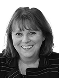 Julie Wyatt, Property Negotiator - Peter Clarke Estate Agents - Chipping Campden